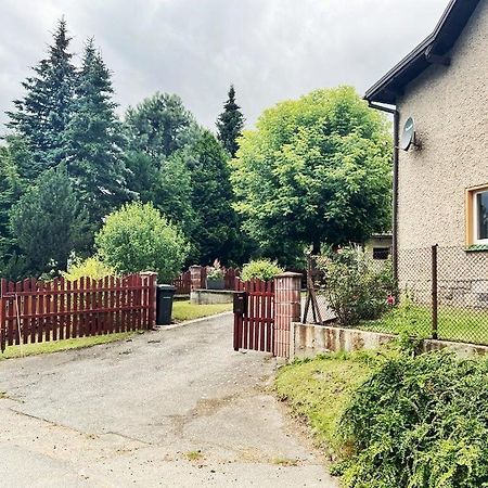 Golebi Puch - Przytulny Apartament Na Wylacznosc Bad Kudowa Exterior foto